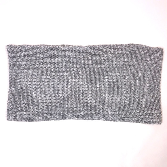 NWT J. Crew circle knit scarf OSFM - Picture 3 of 7